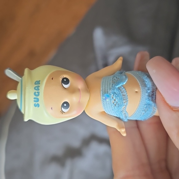 Sonny Angel Snack Series Mini Figure Sugar - Picture 6 of 9